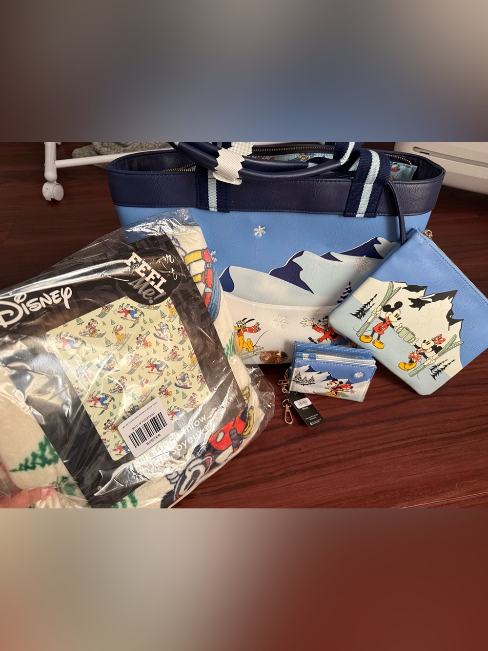 Disney Blue Mickey & Friends Tote Bag with Matching Pouches
